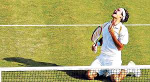 Federer no pisa las canchas desde hace cinco semanas, cuando perdi&oacute; la final de Wimbledon ante el serbio Novak Djokovic. Foto: Internet