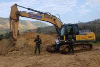 Uniformados inhabilitaron retroexcavadoras que eran usadas para minería ilegal.