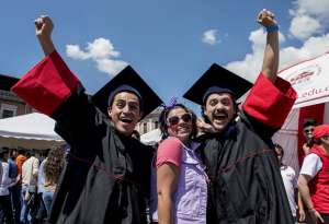 En la feria se promocionaron las carreras de las universidades p&uacute;blicas del pa&iacute;s. Foto: Marco Salgado/ EL TEL&Eacute;GRAFO
