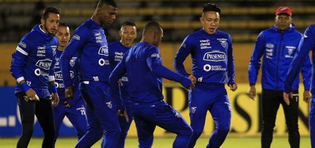 "Bolillo" trabajar&aacute; en lo f&iacute;sico y mental