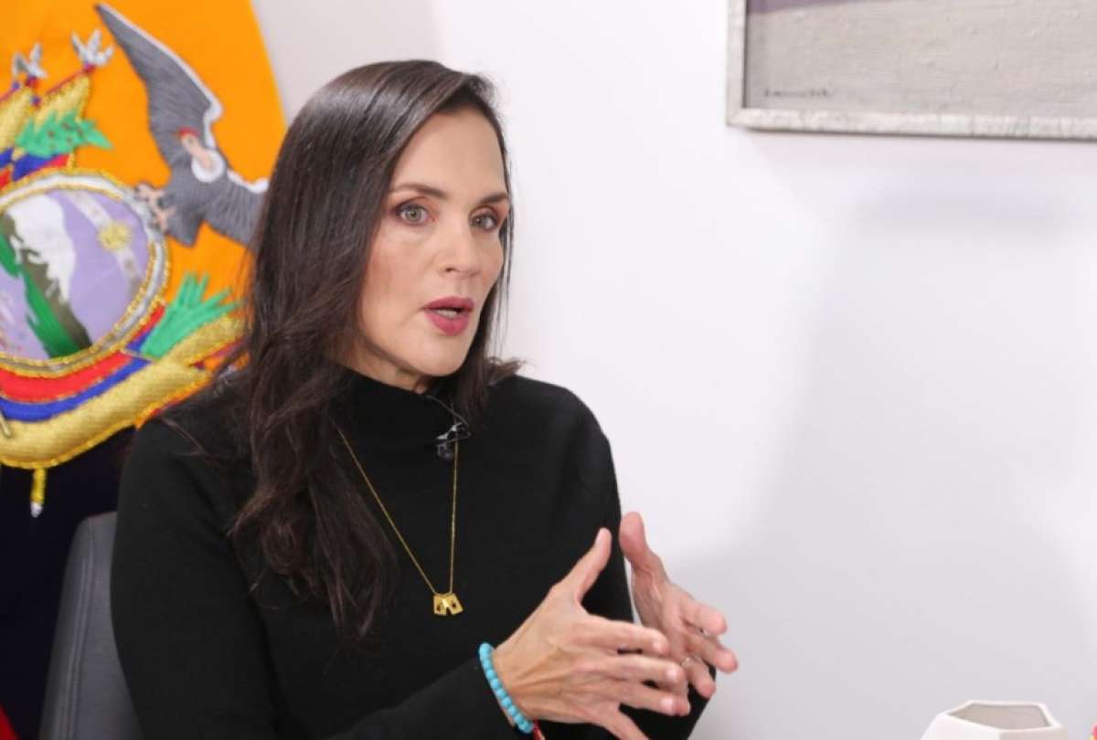 Inés Manzano informó que existen informes con Indicios de Responsabilidad Penal en los contratos que Celec firmó con Progen y ATM.
