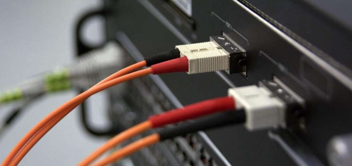 Cuba, interesada  en cable submarino  de internet  Miami-La Habana