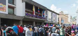 18 candidatos pugnan por llegar a la Alcald&iacute;a de Quito.