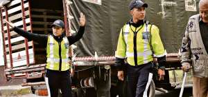 Los nuevos agentes civiles tienen atribuciones para dirigir el tr&aacute;fico y sancionar infracciones.