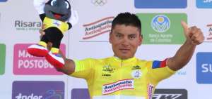 El ciclista ecuatoriano Jonathan Caicedo acumula un tiempo de 37 horas, 15 minutos y 08 segundos, con lo que lidera la edici&oacute;n 68 de la Vuelta a Colombia, que ha recorrido hasta el momento 1.427 kil&oacute;metros en 10 etapas.