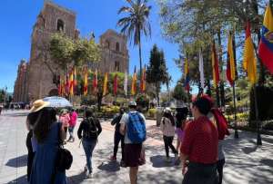 Cerca de 55.000 policías se activarán para dar seguridad en eventos y vías por el feriado del 10 de Agosto. 