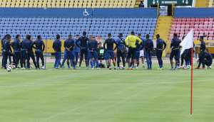 Esta ma&ntilde;ana, la "Tri" entren&oacute; en el Estadio Ol&iacute;mpico Atahualpa.  Foto: AFP