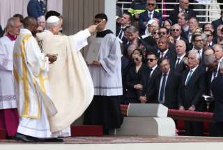 Presidente Daniel Noboa participó de la Misa del papa León XIV
