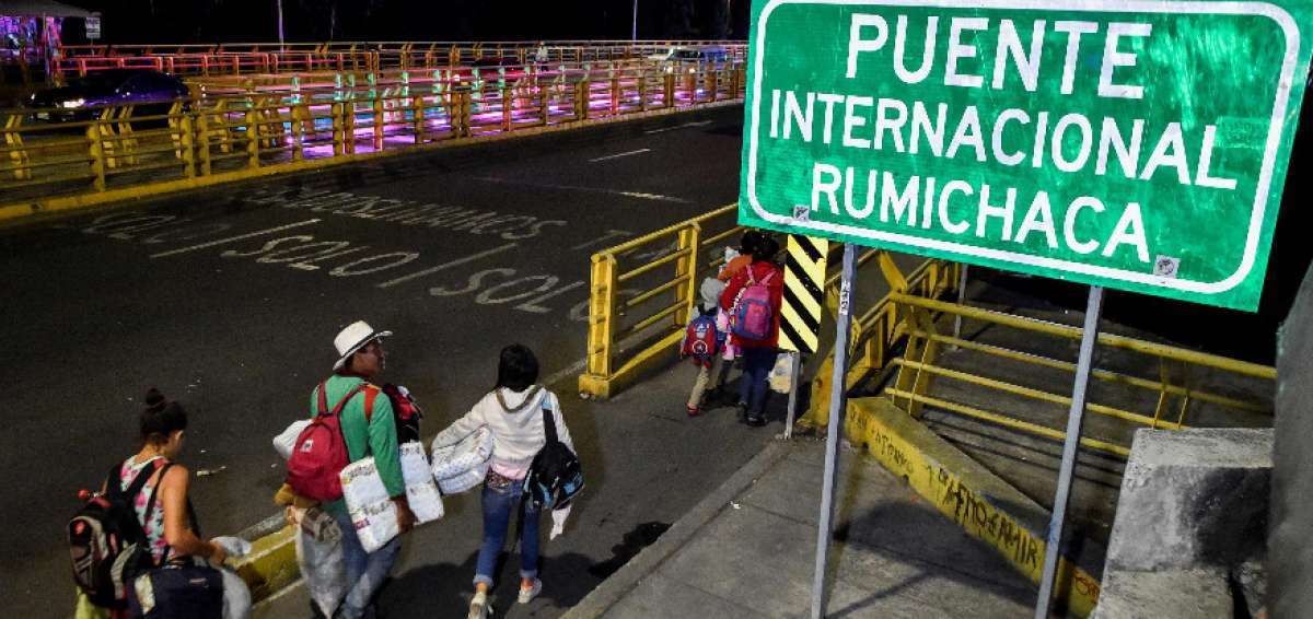 Embajada de Venezuela en Quito inicia plan retorno
