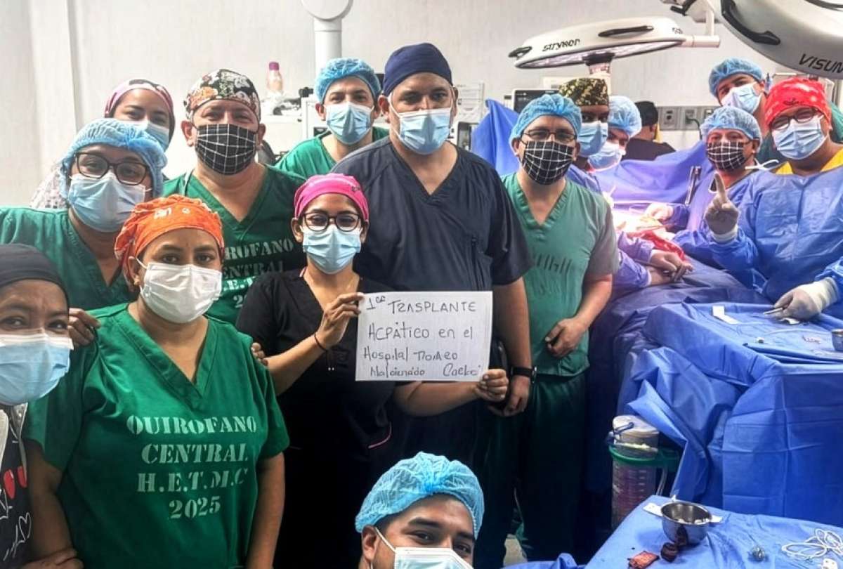 La cirugía, de alta complejidad, involucró a seis especialistas de distintas ramas.