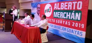 Alberto Merch&aacute;n postula su candidatura a la Prefectura del Guayas