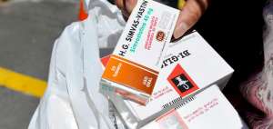 Subasta de medicinas privilegia a industria local