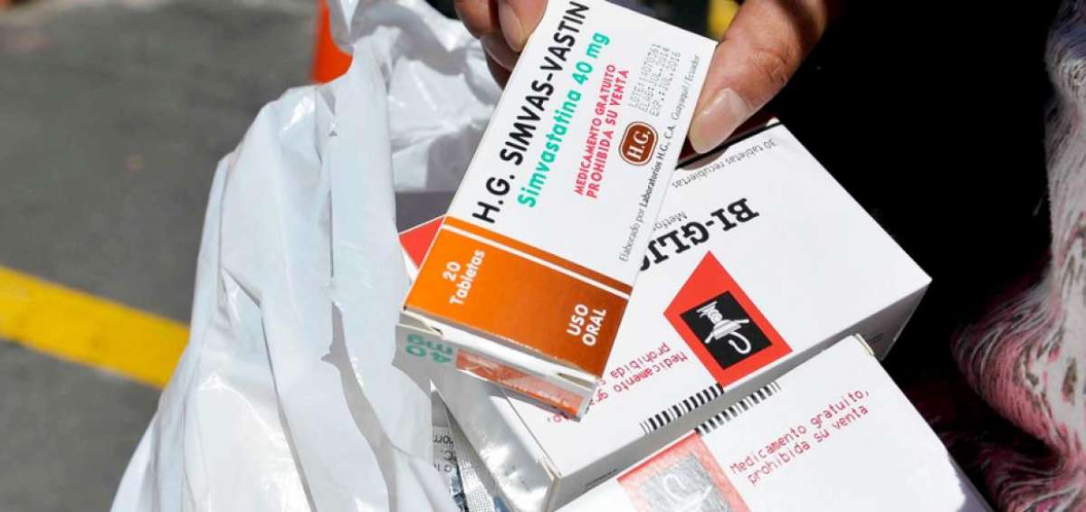 Subasta de medicinas privilegia a industria local