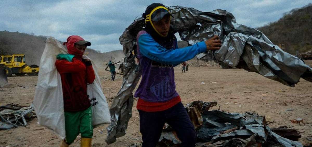 Los trabajos en el vertedero de Manta empiezan desde las 07:00 y se extienden hasta las 17:00.