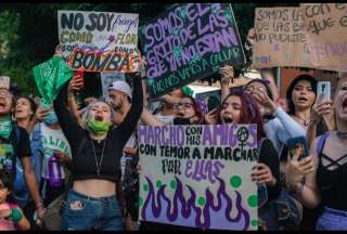  Revise los hechos más importantes ocurridos un 8 de marzo. 