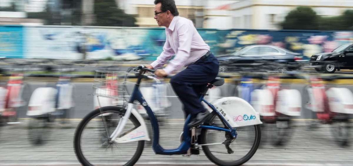 BiciQuito es una alternativa de movilizaci&oacute;n