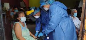El Ministerio de Salud P&uacute;blica (MSP) aplic&oacute; pruebas r&aacute;pidas para covid-19 en Guayaquil con el objetivo de levantar un muestreo e identificar cu&aacute;les son los sectores m&aacute;s vulnerables para este virus.