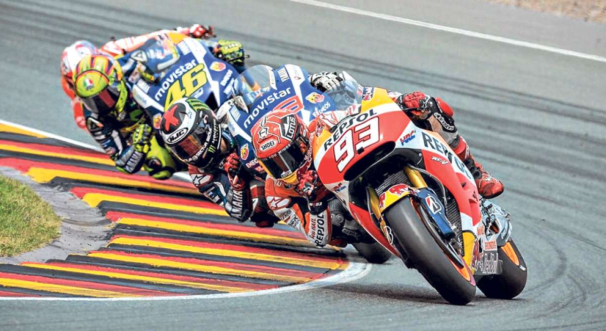 El Campeonato Mundial de Moto GP termin&oacute; con pol&eacute;mica, debido a las acusaciones del piloto italiano Valentino Rossi sobre el espa&ntilde;ol Marc M&aacute;rquez. Foto: Internet