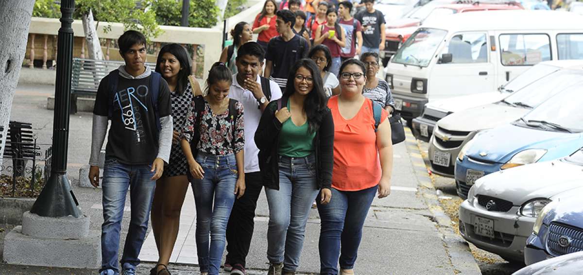 En Guayaquil convergen estudiantes de diferentes provincias del pa&iacute;s. Algunos se adaptan a la forma de vida, pero otros regresan a sus cantones.