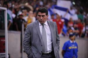 Luis Fernando Su&aacute;rez dirigir&aacute; a Universitario de Per&uacute;