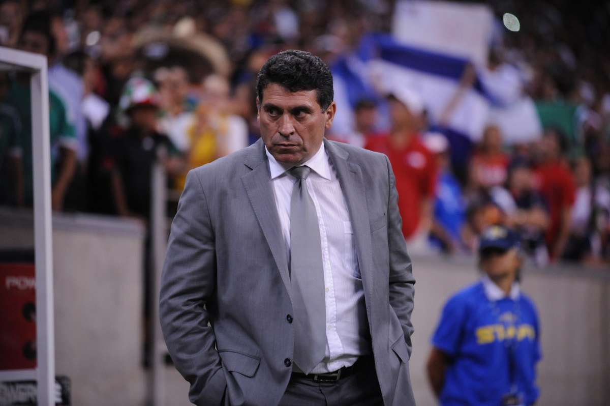 Luis Fernando Su&aacute;rez dirigir&aacute; a Universitario de Per&uacute;