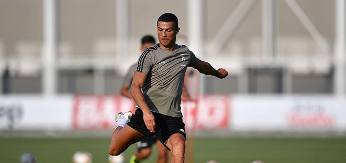 Ronaldo debuta en Villar Perosa