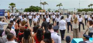 La semana pasada se graduaron 49 j&oacute;venes como nuevos agentes de tr&aacute;nsito, quienes se sumar&aacute;n a los 137 que ya existen en Manta.