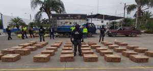 En la provincia de El Oro fue decomisado un cargamento de droga en un cami&oacute;n.