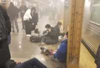 Policía de Nueva York busca a "una persona de interés" por el tiroteo en el metro