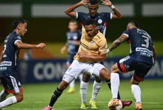 Universidad Católica es líder de su grupo en la Sudamericana