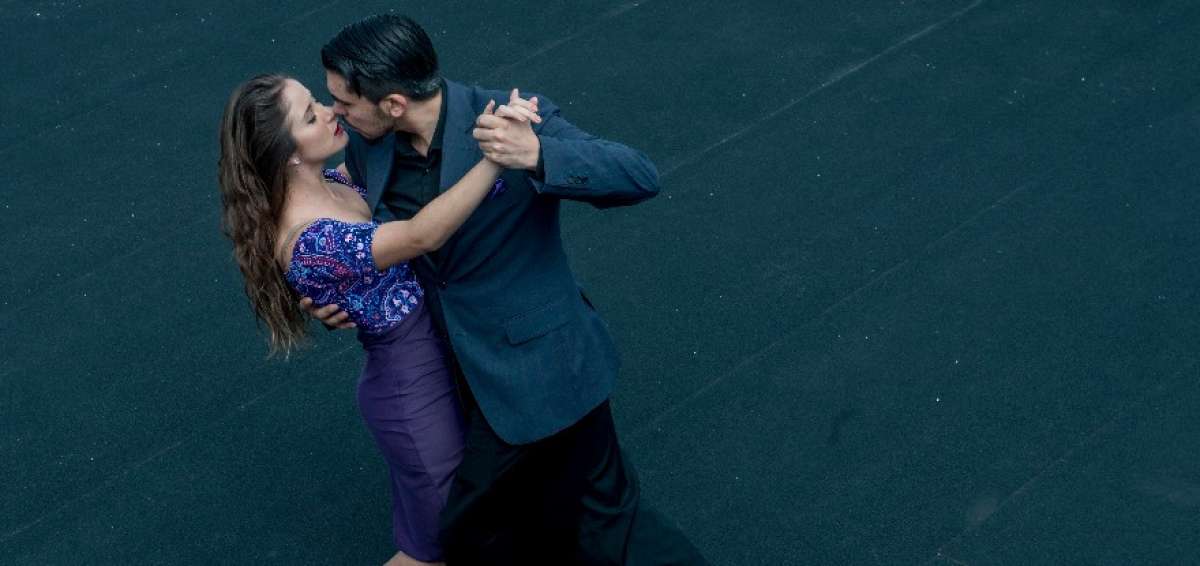 La pareja argentina conformada por Angeles Carri&oacute;n y Julio Saavedra ser&aacute;n parte del show. 
