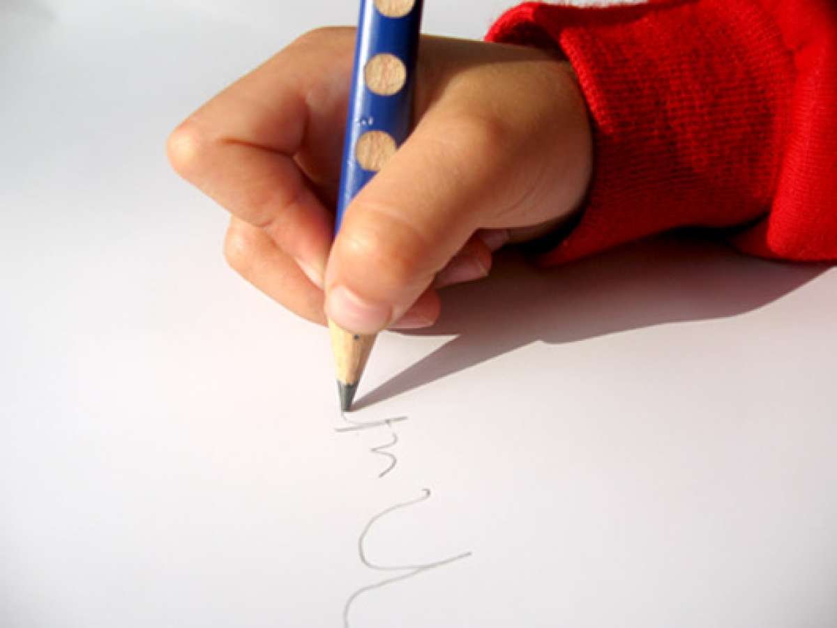 Escribir con l&aacute;piz, colorear con crayones y tomar apuntes ayudan a promover la actividad cerebral.