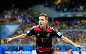 Miroslav Klose termina la Copa como campe&oacute;n mundial y hombre r&eacute;cord