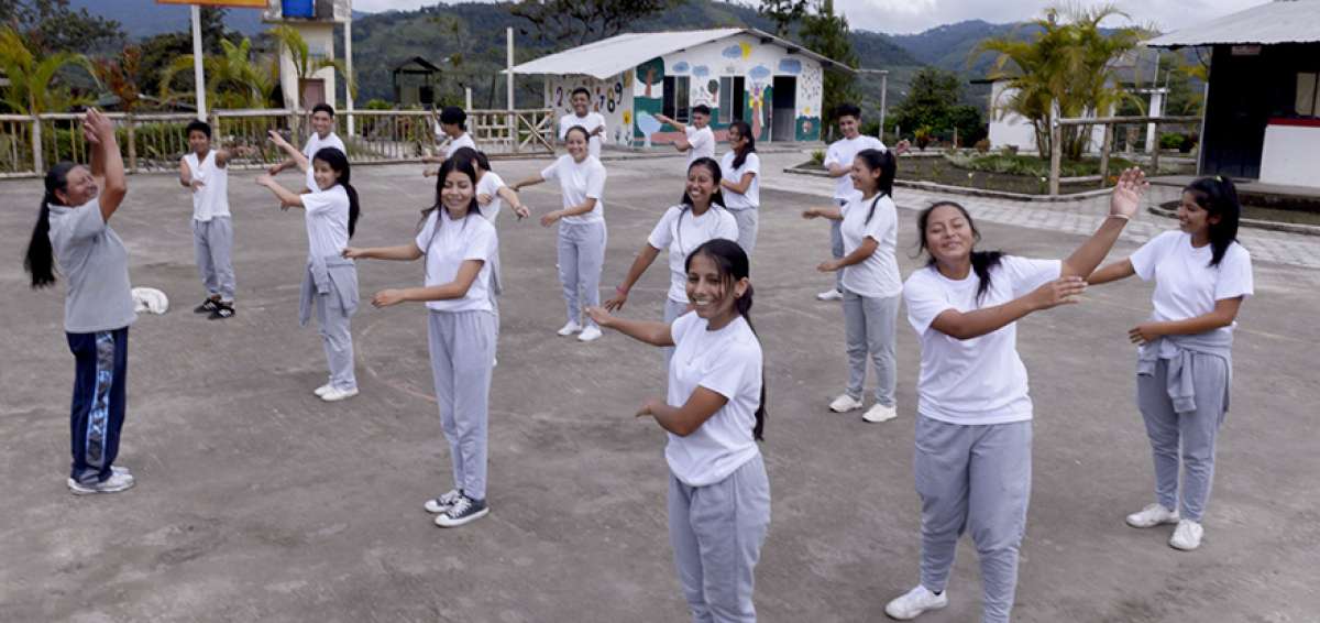 En cada presentaci&oacute;n, los movimientos que ejecutan las estudiantes son celebrados por quienes pueden palpar la entrega que realizan con su baile.