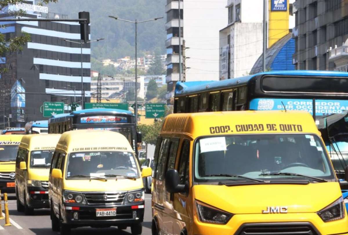 Gobierno destina más de USD 118 millones en compensaciones al sector transporte