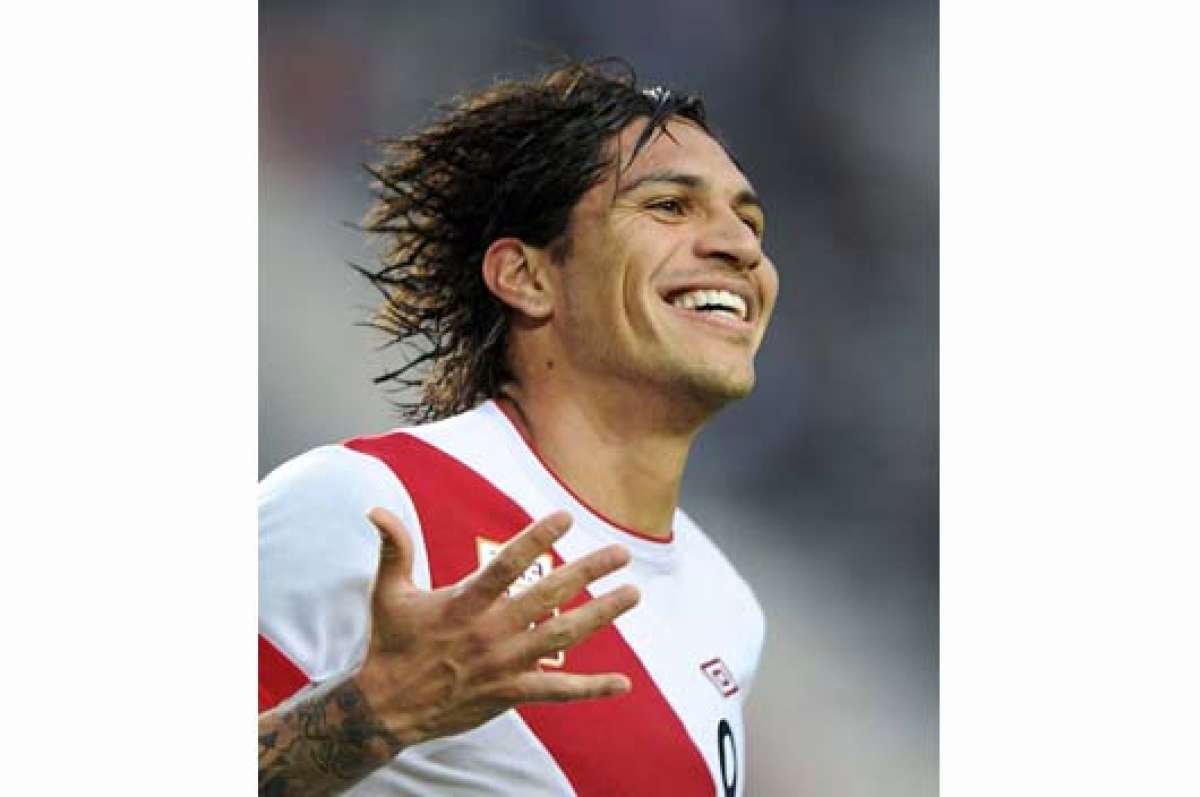 Guerrero usar&aacute; el 9 en Flamengo