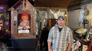 Falleció Dan Rivera, figura clave de la investigación paranormal en EE. UU. Y cuidador de la muñeca Anabelle