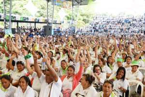 Los integrantes de la Red Nacional de Educadores de los CIBV y los centros Creciendo con Nuestros Hijos llegaron a Guayaquil para un encuentro con el MIES. Foto: Jos&eacute; Mor&aacute;n / El Tel&eacute;grafo