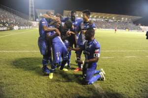 Emelec derrota a Mushuc Runa y sigue en pelea por ganar la etapa