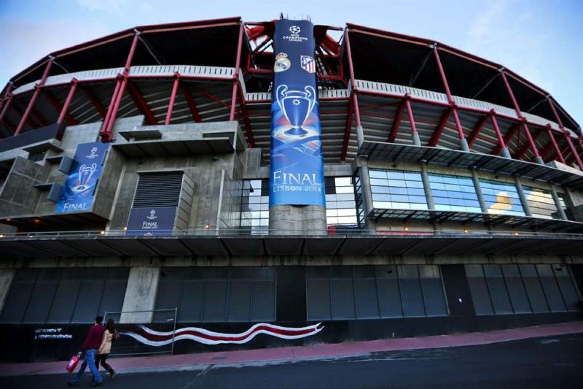 Vista del exterior del estadio Luz, en Lisboa (Portugal). Foto: EFE