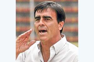 Quinteros: &ldquo;Queremos ser un equipo  lanzado al ataque, que presione, que arriesgue&rdquo;