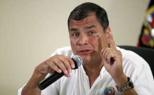 El presidente Rafael Correa sostuvo un conversatorio con medios de comunicaci&oacute;n de Guayaquil. Foto: Presidencia