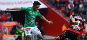 Le&oacute;n de &Aacute;ngel Mena venci&oacute; al Tijuana de Miller Bola&ntilde;os