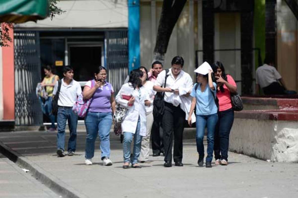 Medicina ser&aacute; la primera carrera que evaluar&aacute; el Ceeaces en este a&ntilde;o, mediante un modelo espec&iacute;fico y por ser considerada de inter&eacute;s p&uacute;blico. Foto: Archivo