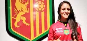 La directora t&eacute;cnica Paulina Pino estuvo al mando, este fin de semana, de un selectivo para rearmar la plantilla del Deportivo Cuenca de esta temporada.