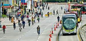 Bogot&aacute;, sin motos ni autos