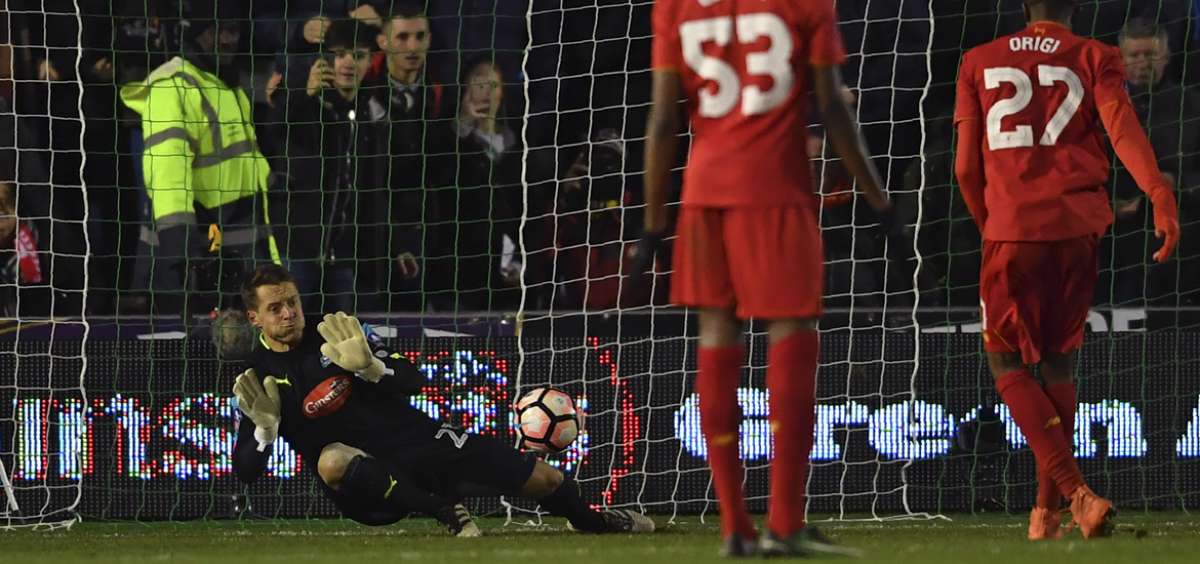 Liverpool sufre para eliminar a equipo de cuarta divisi&oacute;n en Copa