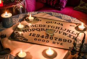 &iquest;Esp&iacute;ritus o mente? La ciencia apunta al efecto ideomotor en la Ouija