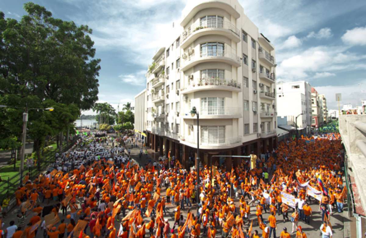 En la marcha del 1 de mayo pasado, por el D&iacute;a del Trabajador, participaron los militantes de CD. Foto: Cortes&iacute;a Centro Democr&aacute;tico.