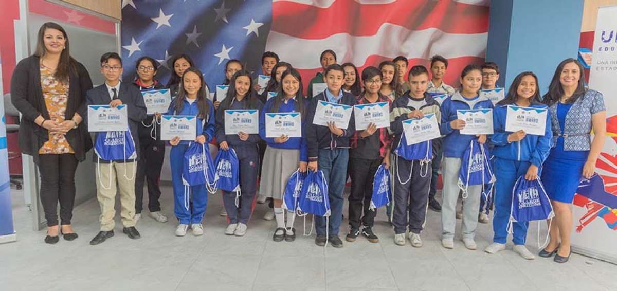 Los j&oacute;venes empezar&aacute;n clases el pr&oacute;ximo 4 de febrero, en las instalaciones del CEN, en Quito.  Alberto Guj&aacute;n, de 15 a&ntilde;os, es uno de los beneficiarios. 